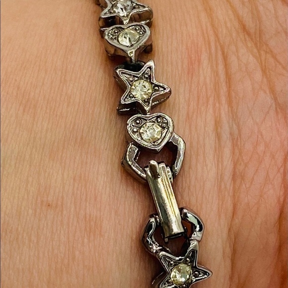Bracelet Tennis Stars Hearts Rhinestones 7.25” - Picture 8 of 10